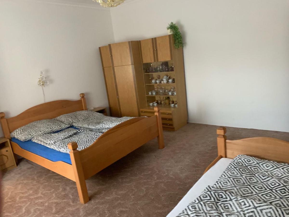 Viktor Apartmanház Zamárdi Exterior foto